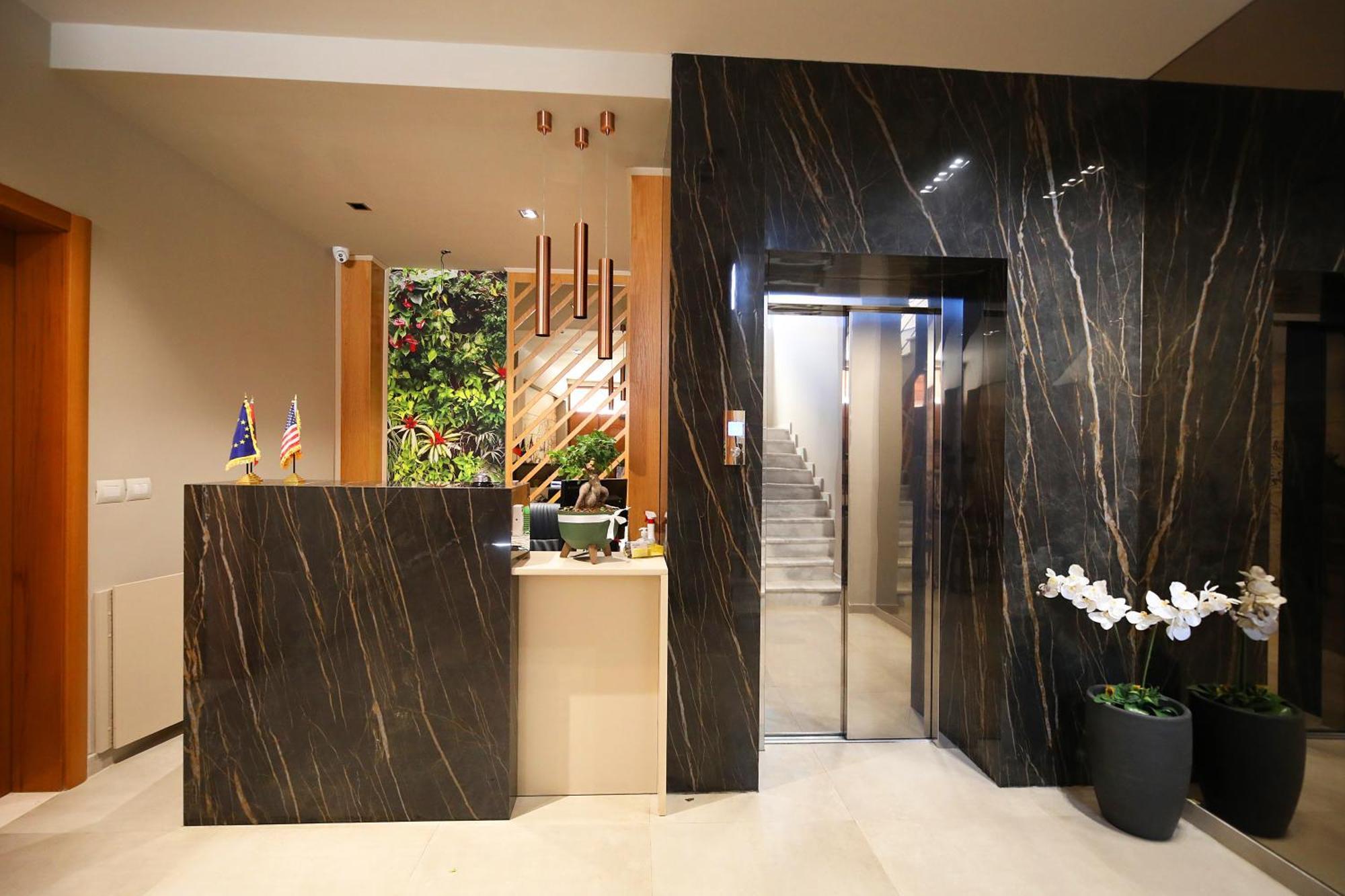 Hotel Erjuma Vlore Exterior photo